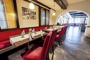 Lüttje Burg Hotel & Restaurant
