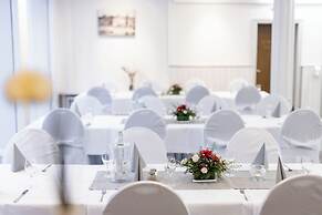 Lüttje Burg Hotel & Restaurant