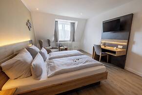 Lüttje Burg Hotel & Restaurant