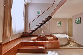 Cherry Boutique Hotel