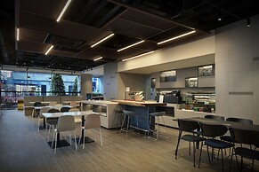 Travelodge Myeongdong City Hall