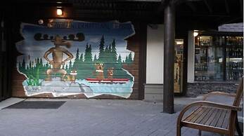 Banff International Hostel