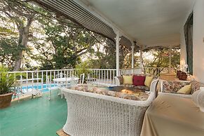 Royston Hall Guesthouse