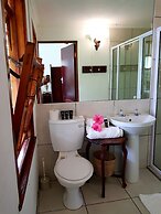 Royston Hall Guesthouse