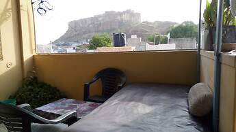 Shyam Palace Guest House