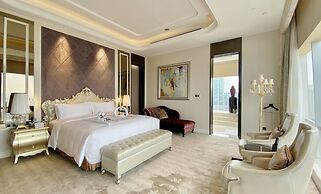 DoubleTree by Hilton Guangzhou-Free Shuttle Bus to Canton Fair Complex