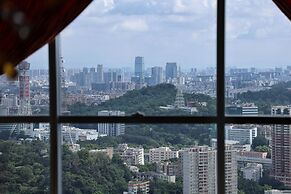 DoubleTree by Hilton Guangzhou-Free Shuttle Bus to Canton Fair Complex