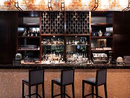 DoubleTree by Hilton Guangzhou-Free Shuttle Bus to Canton Fair Complex