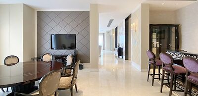 DoubleTree by Hilton Guangzhou-Free Shuttle Bus to Canton Fair Complex