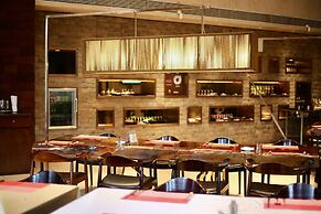 DoubleTree by Hilton Guangzhou-Free Shuttle Bus to Canton Fair Complex