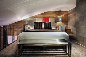 Hôtel Koh-I Nor by Les Etincelles