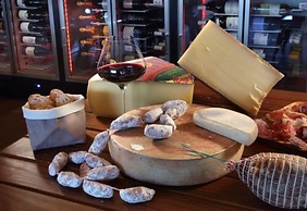 Hôtel Koh-I Nor by Les Etincelles