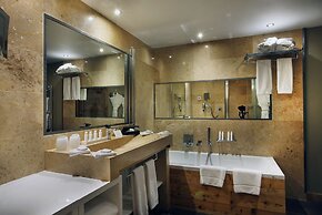 Hôtel Koh-I Nor by Les Etincelles