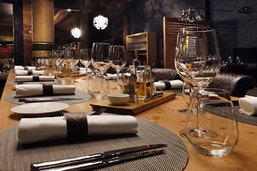 Hôtel Koh-I Nor by Les Etincelles