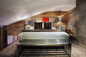 Hôtel Koh-I Nor by Les Etincelles