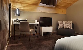 Hôtel Koh-I Nor by Les Etincelles