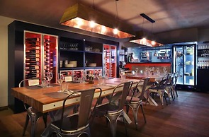 Hôtel Koh-I Nor by Les Etincelles