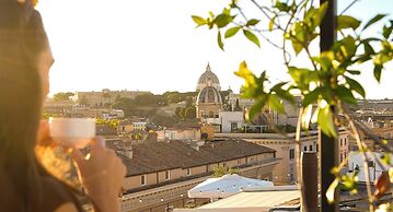 Navona Queen Rooftop