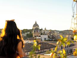 Navona Queen Rooftop