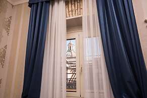 Navona Queen Rooftop