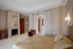 Navona Queen Rooftop