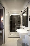 Navona Queen Rooftop