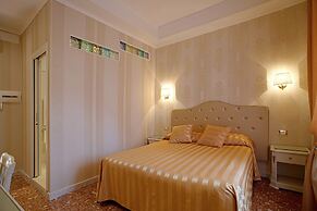 Navona Queen Rooftop