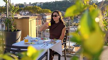 Navona Queen Rooftop