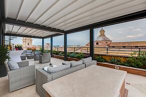 Navona Queen Rooftop
