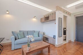 Navona Queen Rooftop