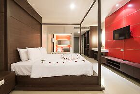 Alfresco Phuket Hotel