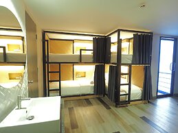 Alfresco Phuket Hotel