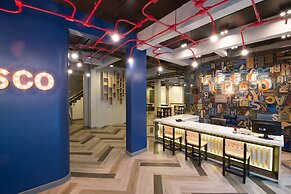 Alfresco Phuket Hotel