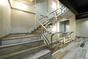 Alfresco Phuket Hotel