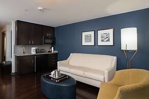 The Mosey Buffalo Williamsville, Tapestry Collection by Hilton