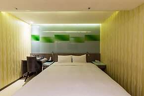 Beauty Hotels Taipei - Hotel Bnight