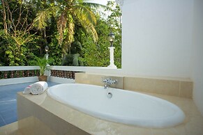 Baan Khun Nang Colonial Residence