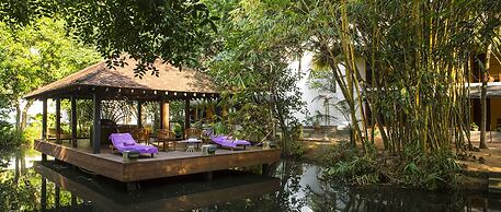 Tangerine Beach Hotel