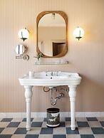 Le Petit Pali St. Helena