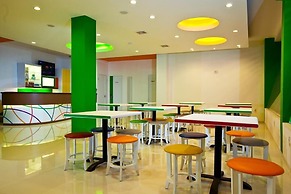 Dewarna Zainul Arifin Malang