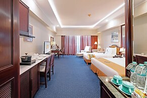 Sunlake Waterfront Resort and Convention