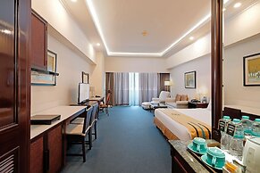 Sunlake Waterfront Resort and Convention