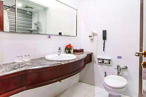 Sunlake Waterfront Resort and Convention