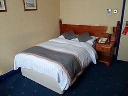 Three Queens Hotel