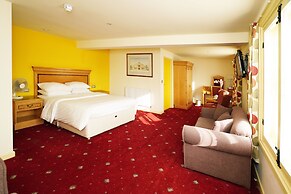 Three Queens Hotel