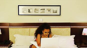 Sarem International Hotel