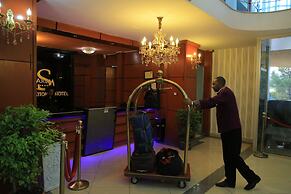 Sarem International Hotel