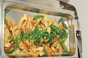 Sarem International Hotel