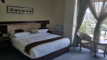 Sarem International Hotel