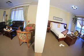 Sarem International Hotel